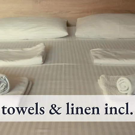 アパート Tolle Zweiraum-ferienwohnung In Bester Lage L Innenstadtnaehe L 1 Minute Zum Bahnhof L Tv L Free-wlan L Keine Kueche L Willkommen Im Hallo!-apartment 4 *